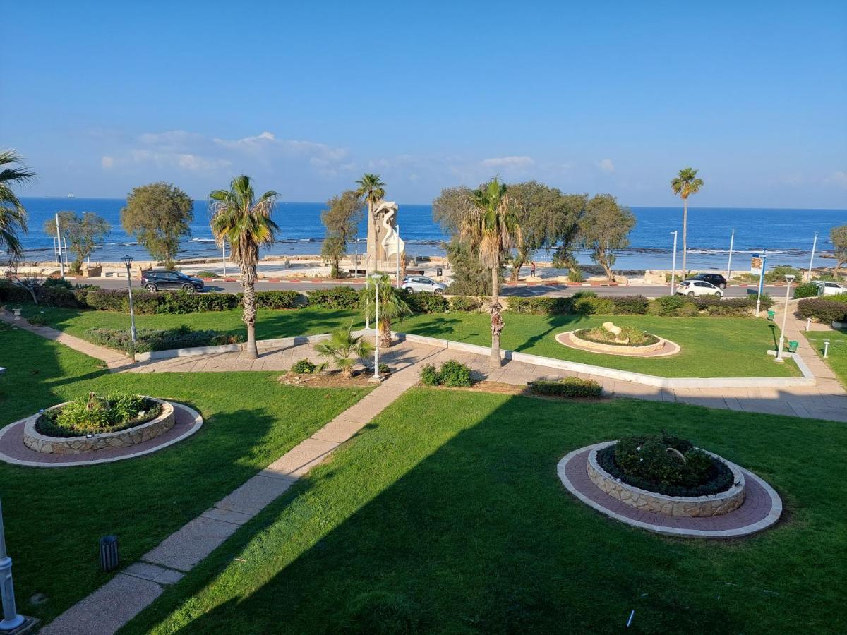 First Sea Line Apartment, Acre - Amazing Coastal View In Heart Of Akko Esterno foto